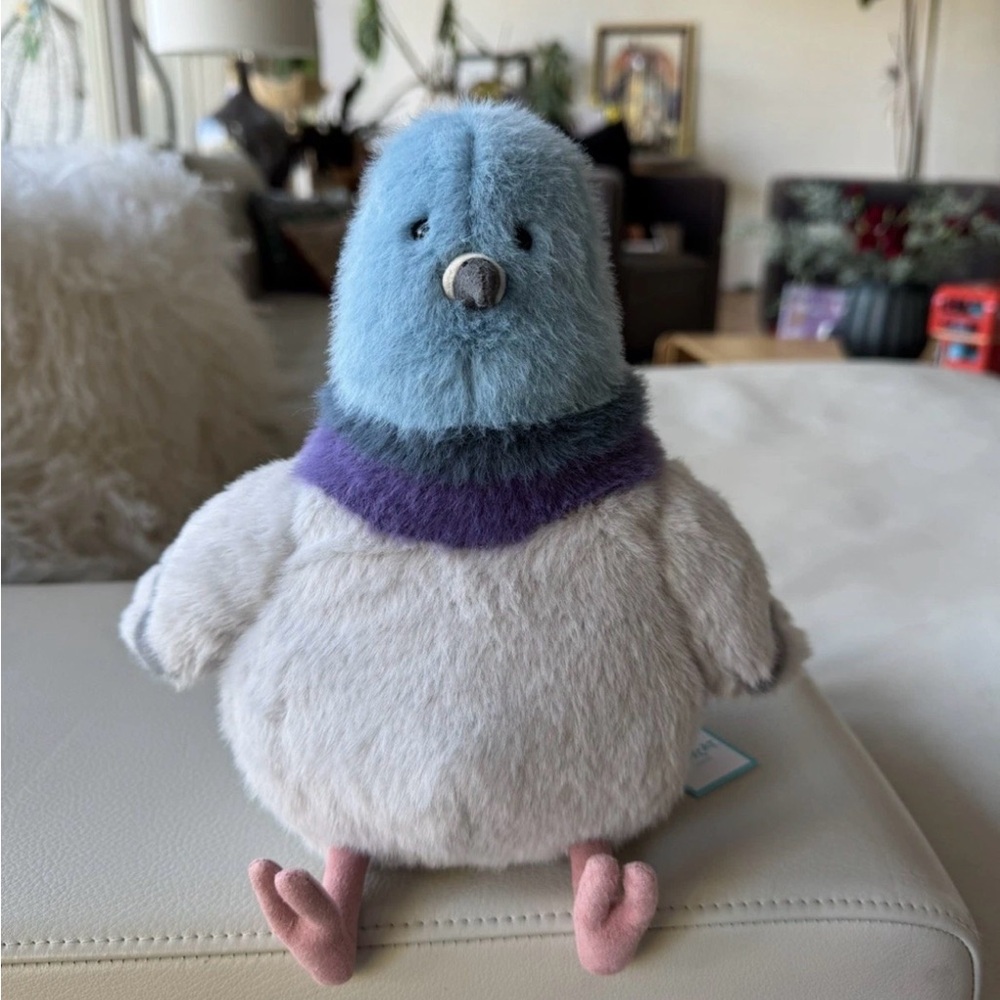 NWT Jellycat NYC FAO Diner Exclusive Strutton Pigeon - 💯 Authentic